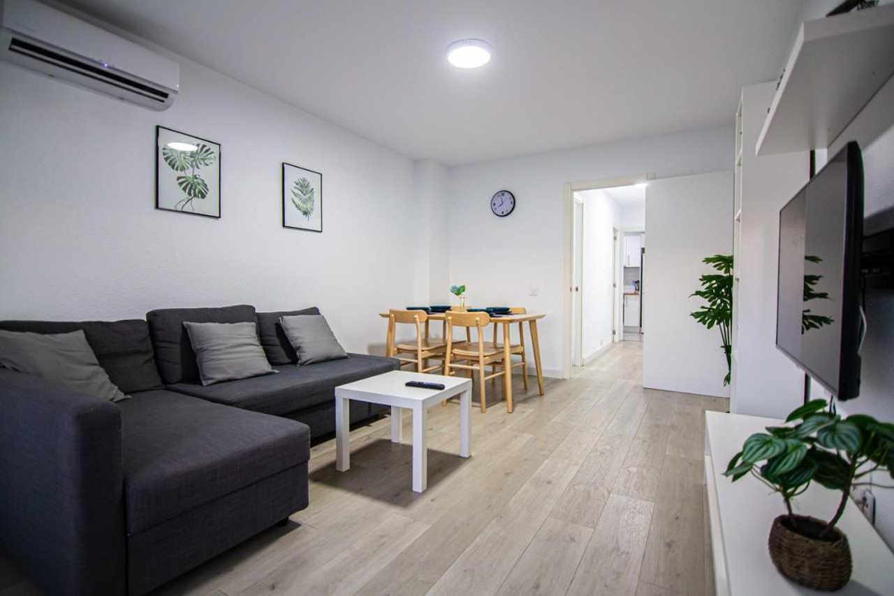 Apartamento Heroes De Sostoa Málaga Exterior foto